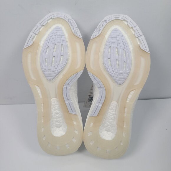Adidas Ultraboost 22 Triple White Women's Running Shoes GX5590 US Size 10 NWT - Picture 7 of 9
